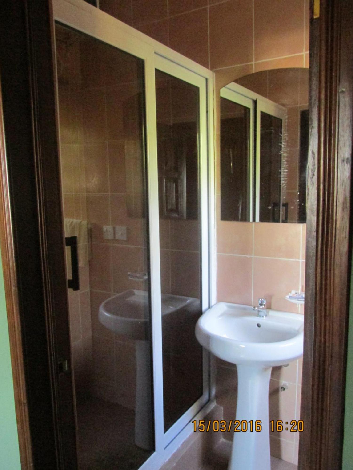 Jamaica Inn Guest House Botianaw Kültér fotó